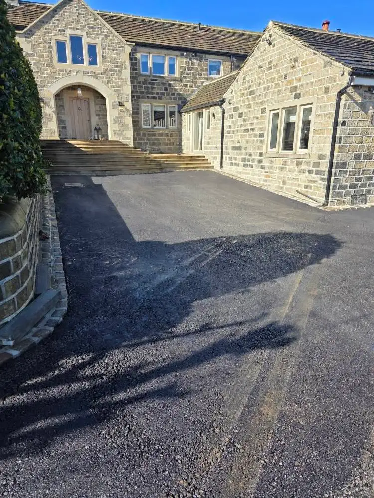 M&J Contracting - Surfacing Specialists West Yorkshire - 3 M&J Contracting - Surfacing Specialists West Yorkshire - 3