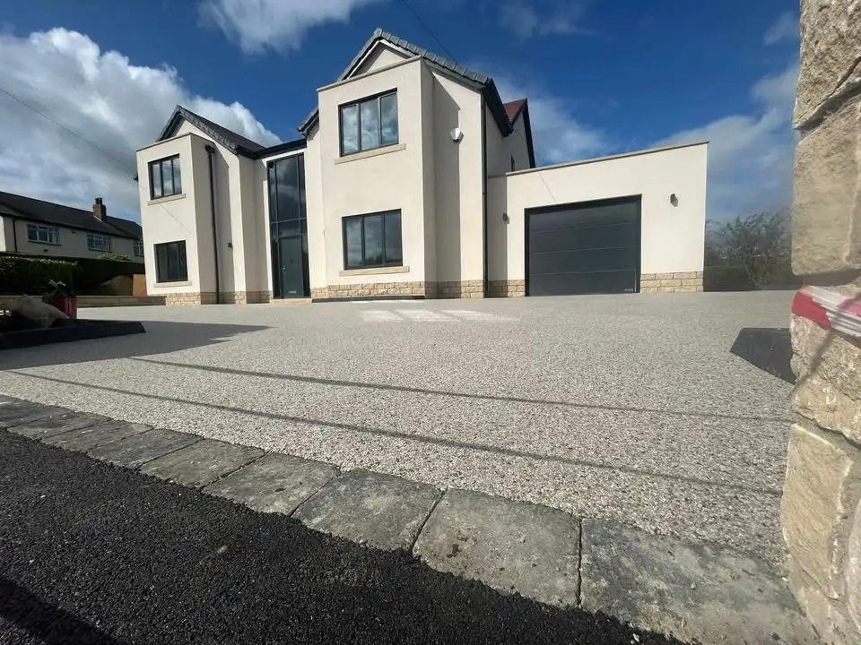 M&J Contracting - Luxury Surface and Driveways Specialist in Keighley West Yorkshire M&J Contracting - Luxury Surface and Driveways Specialist in Keighley West Yorkshire